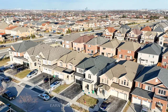 Additional image 40 of 60 Vanwood Cres