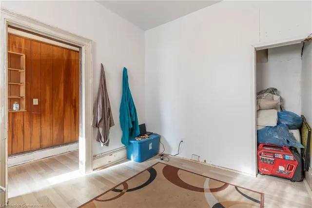 Additional image 8 of 227 Wellington St