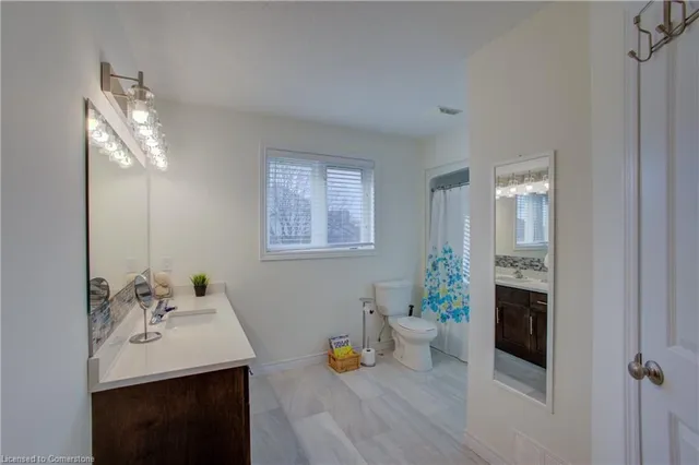 Additional image 35 of 105 Rothsay Ave