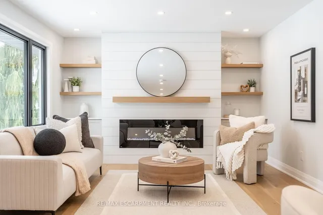 Additional image 9 of 11 James St