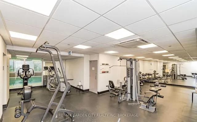 Additional image 25 of 40 Homewood Ave Unit 1903