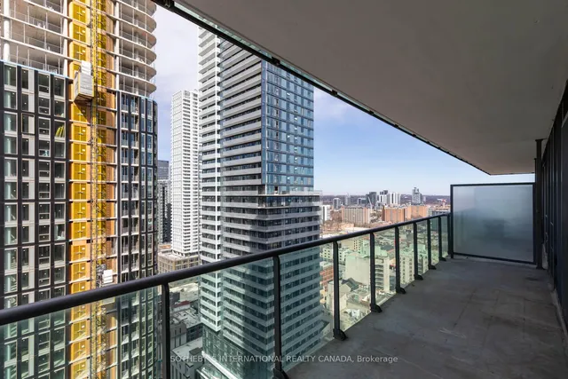 Additional image 26 of 33 Lombard St Unit 2703