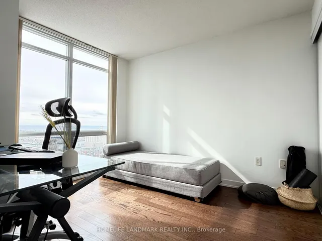 Additional image 18 of 15 Fort York Blvd Unit 2610