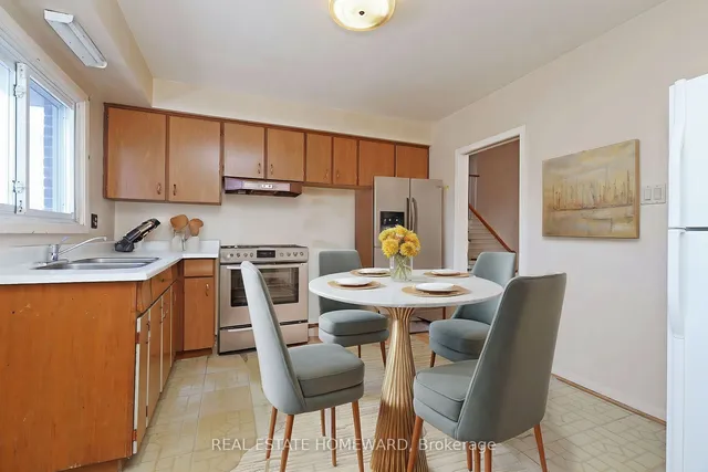 Additional image 16 of 36 Manorglen Cres