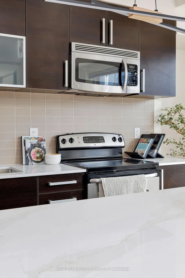 Additional image 12 of 205 Frederick St Unit 1102