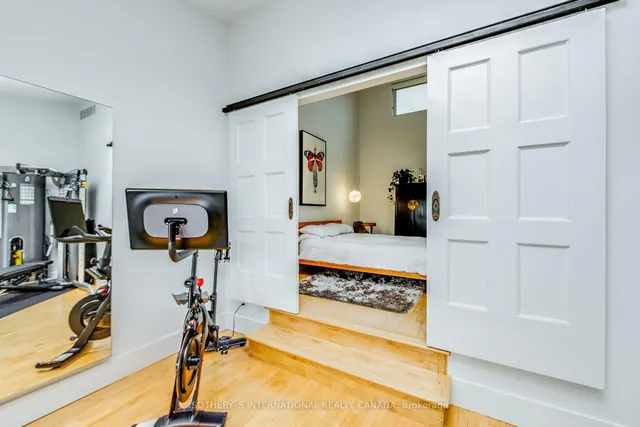 Additional image 34 of 676 Richmond St Unit 208