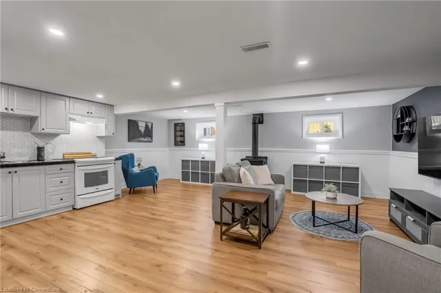 Additional image 28 of 16 Kenilworth Rd