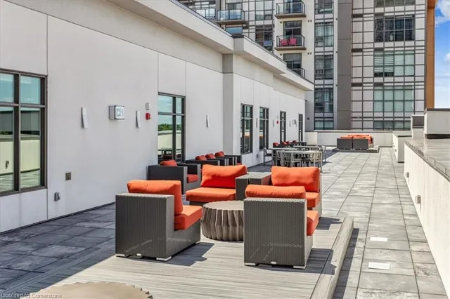 Additional image 43 of 450 Dundas St Unit 312