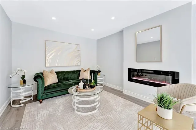 Additional image 8 of 449 Acadia Dr