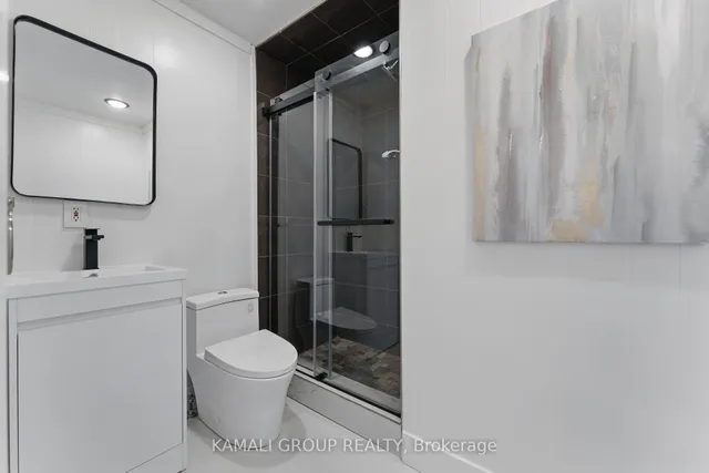 Additional image 26 of 90 Euclid Ave