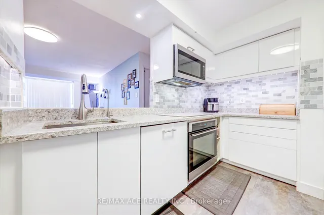 Additional image 12 of 330 Mccowan Rd Unit 1102