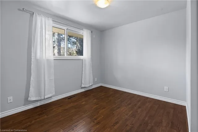 Additional image 16 of 115 Cedarhill Cres