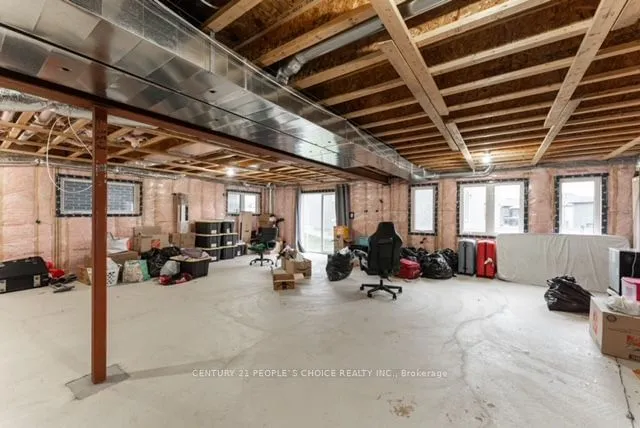 Additional image 35 of 681 Thomas Slee Dr