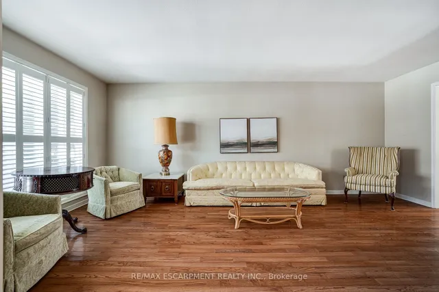 Additional image 5 of 25 ROBINHOOD Dr