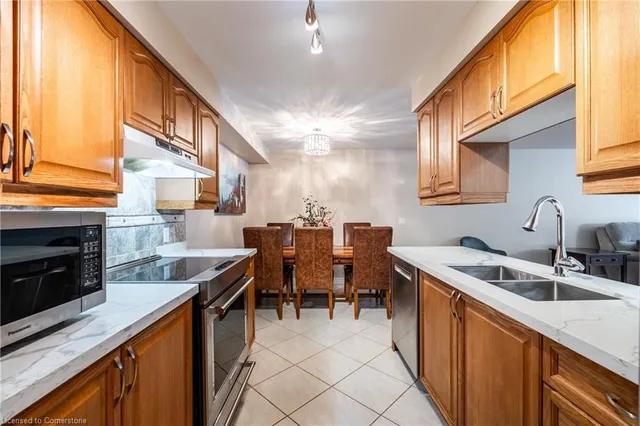 Additional image 3 of 990 Golf Links Rd Unit 106