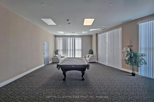 Additional image 40 of 2152 Lawrence Ave Unit 207