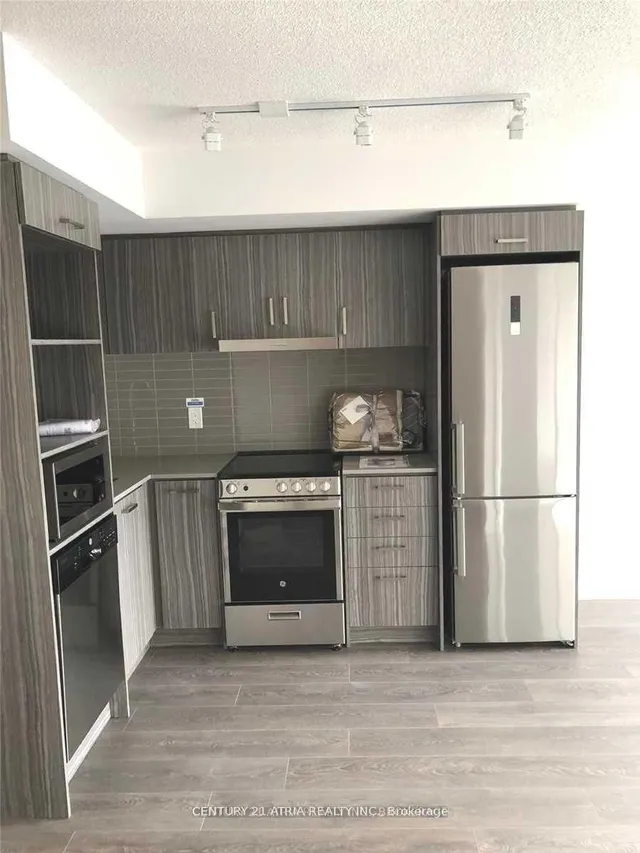Additional image 7 of 219 Dundas St Unit 1506