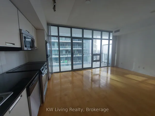 Additional image 5 of 33 Charles St Unit 2412