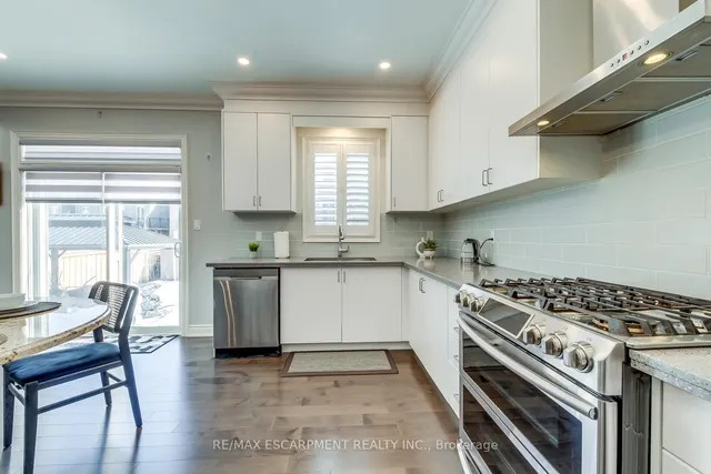 Additional image 12 of 258 Humphrey St