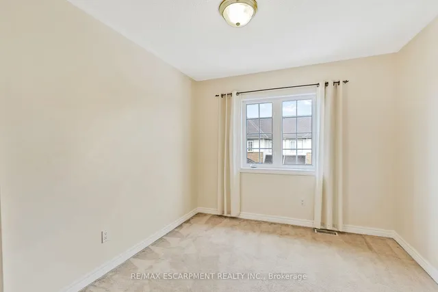 Additional image 21 of 100 Beddoe Dr Unit 110