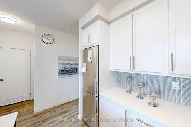 Additional image 19 of 2093 Fairview St Unit 1206