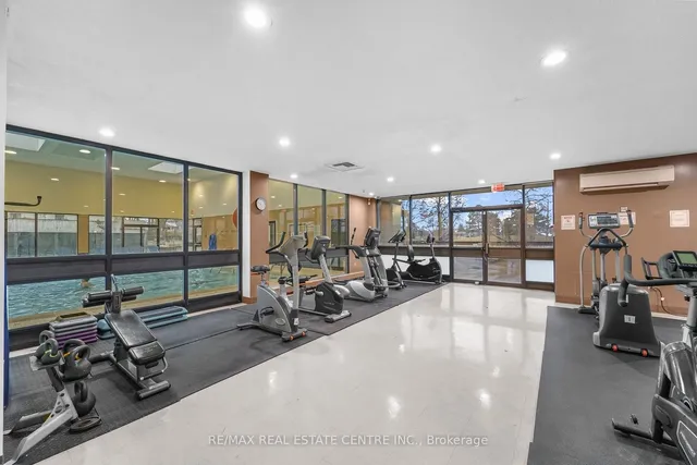 Additional image 39 of 455 Sentinel Rd Unit 404