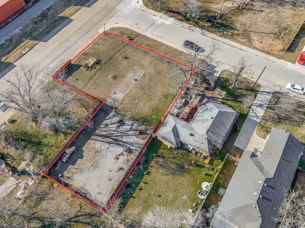 8104 Carbondale St, Dallas, TX 75216
