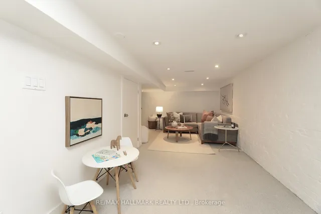 Additional image 19 of 142 Springdale Blvd