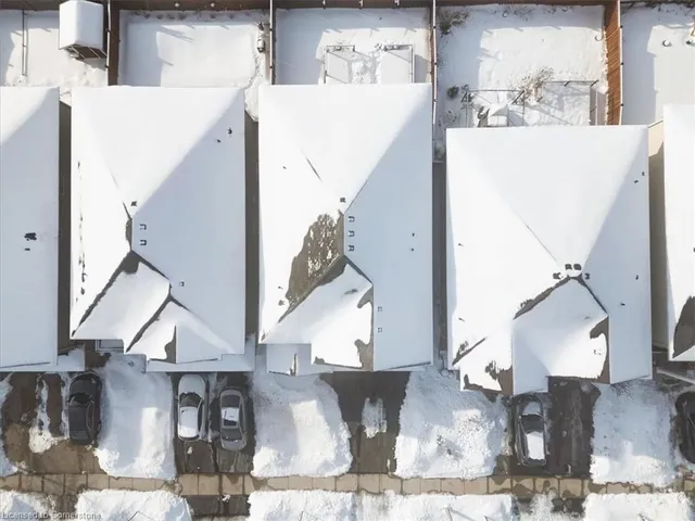 Additional image 36 of 16 Weathering Hts