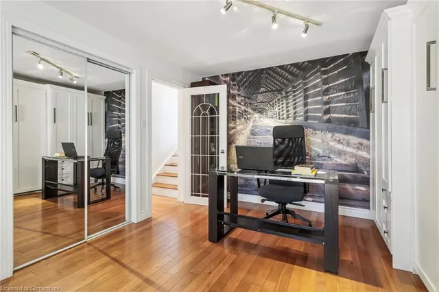 Additional image 30 of 21 Toynbee Terr