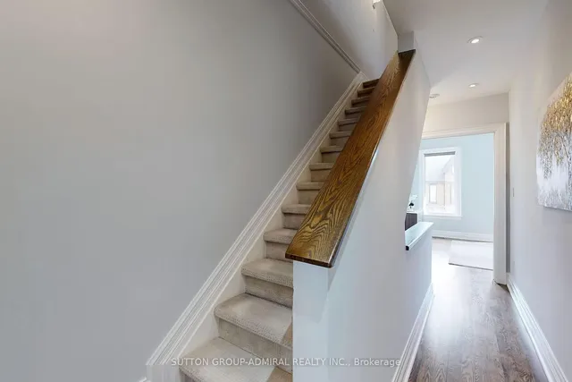 Additional image 30 of 426 Wellesley St