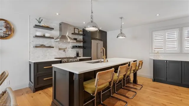 Additional image 7 of 4 Holt Ave