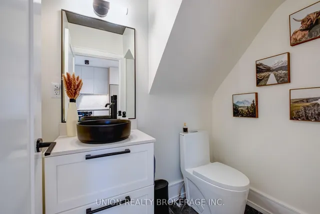 Additional image 15 of 22 Cliffcrest Dr