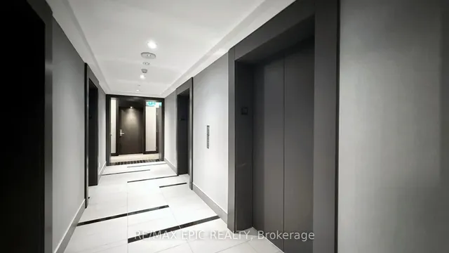 Additional image 6 of 403 Church St Unit 3802