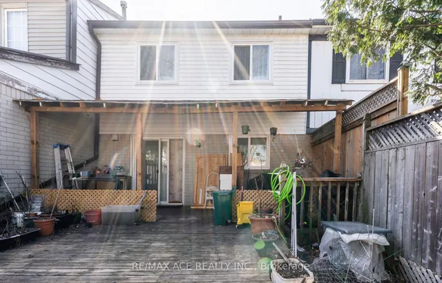 Additional image 33 of 50 Parsell Sq