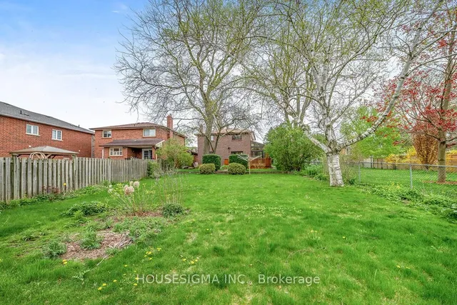 Additional image 35 of 86 Hill Cres