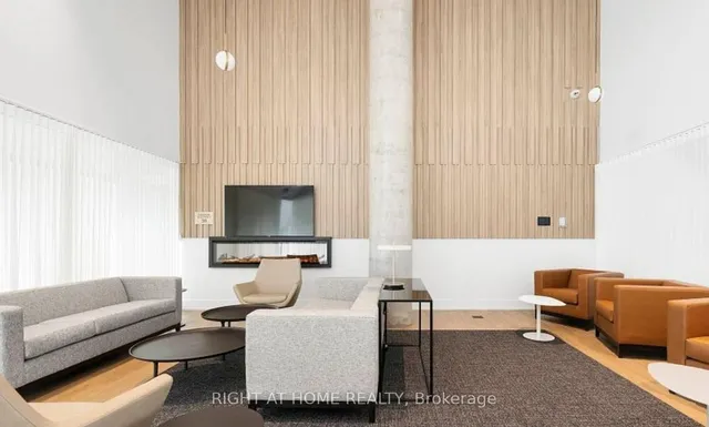 Additional image 45 of 3100 Keele St Unit 612