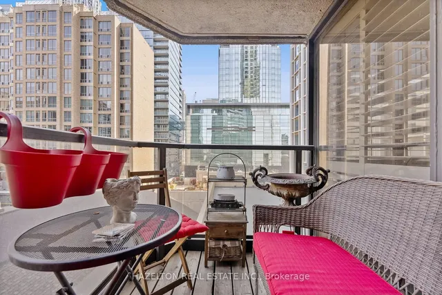 Additional image 34 of 1331 Bay St Unit 504