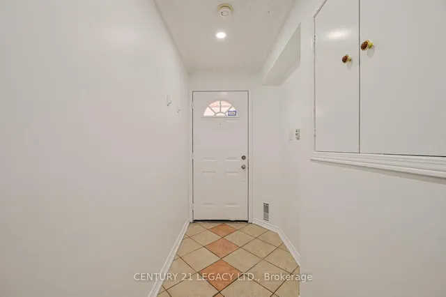 Additional image 3 of 176 Spadina Rd