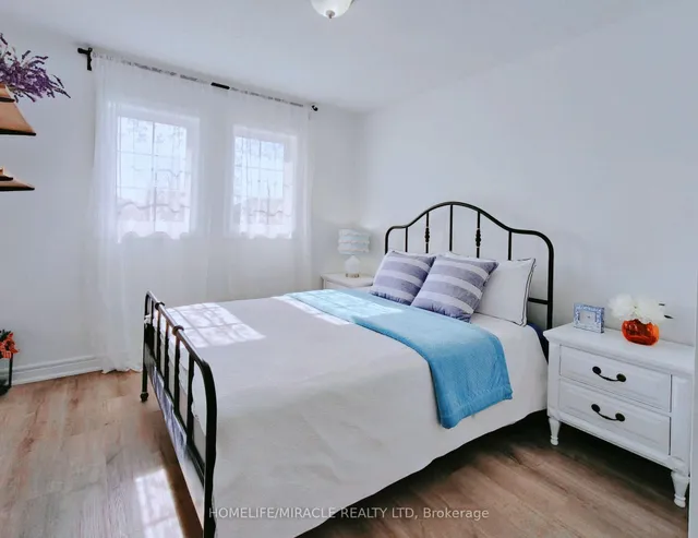 Additional image 16 of 11 Twin Pines Cres