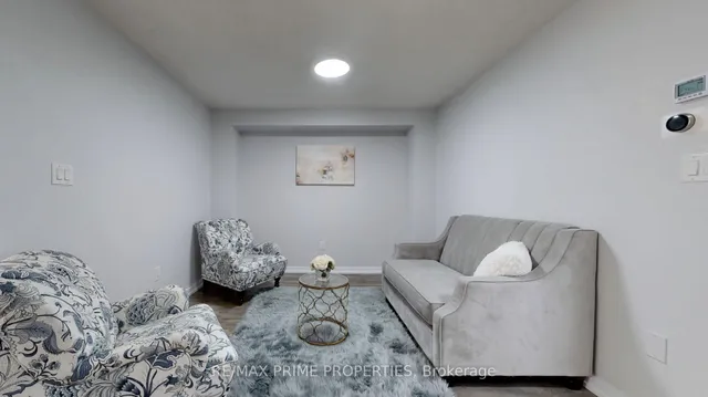 Additional image 3 of 18 Golden Springs Dr