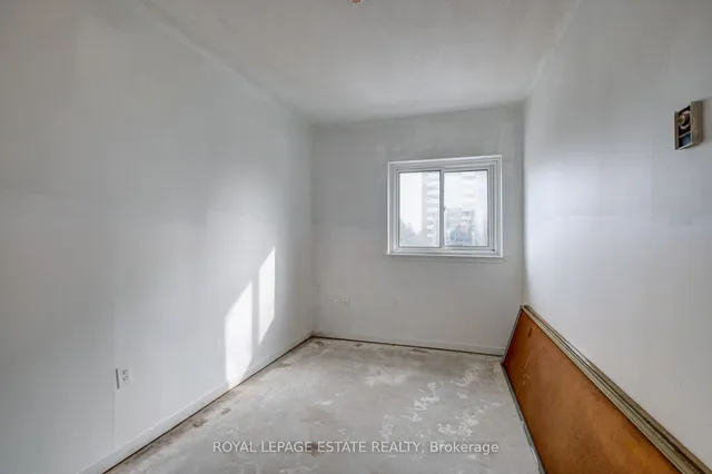Additional image 18 of 110 Ling Rd Unit #15