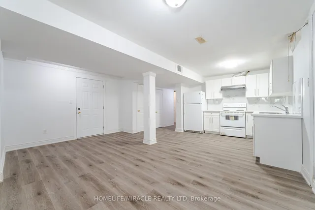 Additional image 38 of 21 Muskoka St