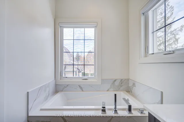 Additional image 34 of 107 Bayview Rdge