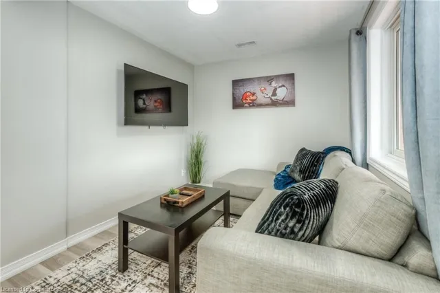 Additional image 31 of 183 Resurrection Dr