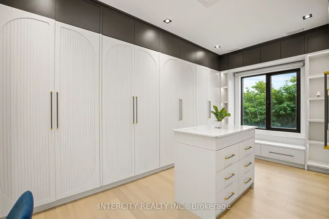 Additional image 26 of 1 Silvergrove Rd