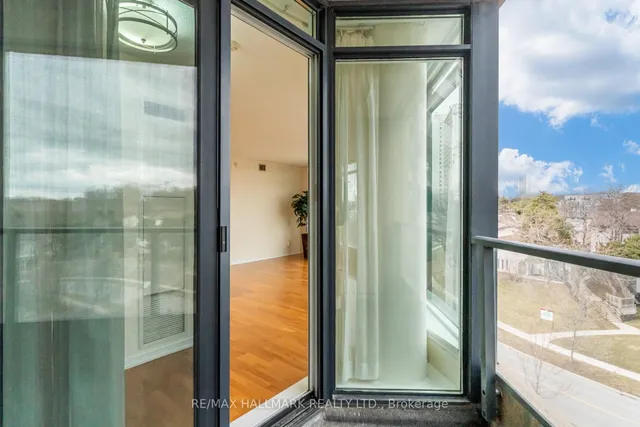 Additional image 25 of 18 Valley Woods Rd Unit 1003