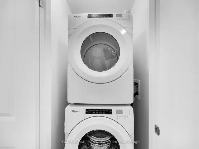 Additional image 5 of 470 Dundas St Unit 811