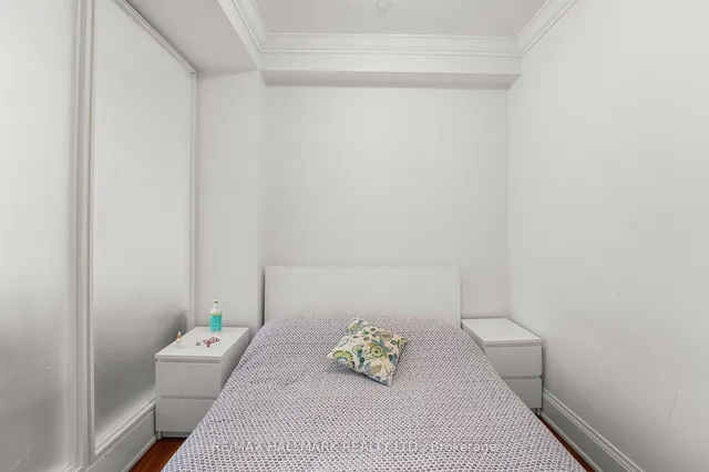 Additional image 26 of 2151 Danforth Ave