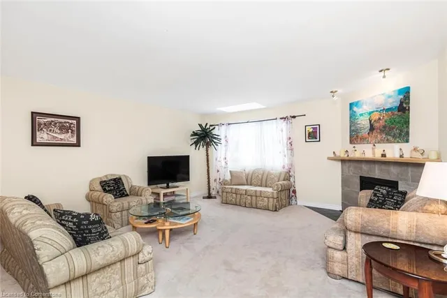 Additional image 11 of 26 Moss Blvd Unit 32